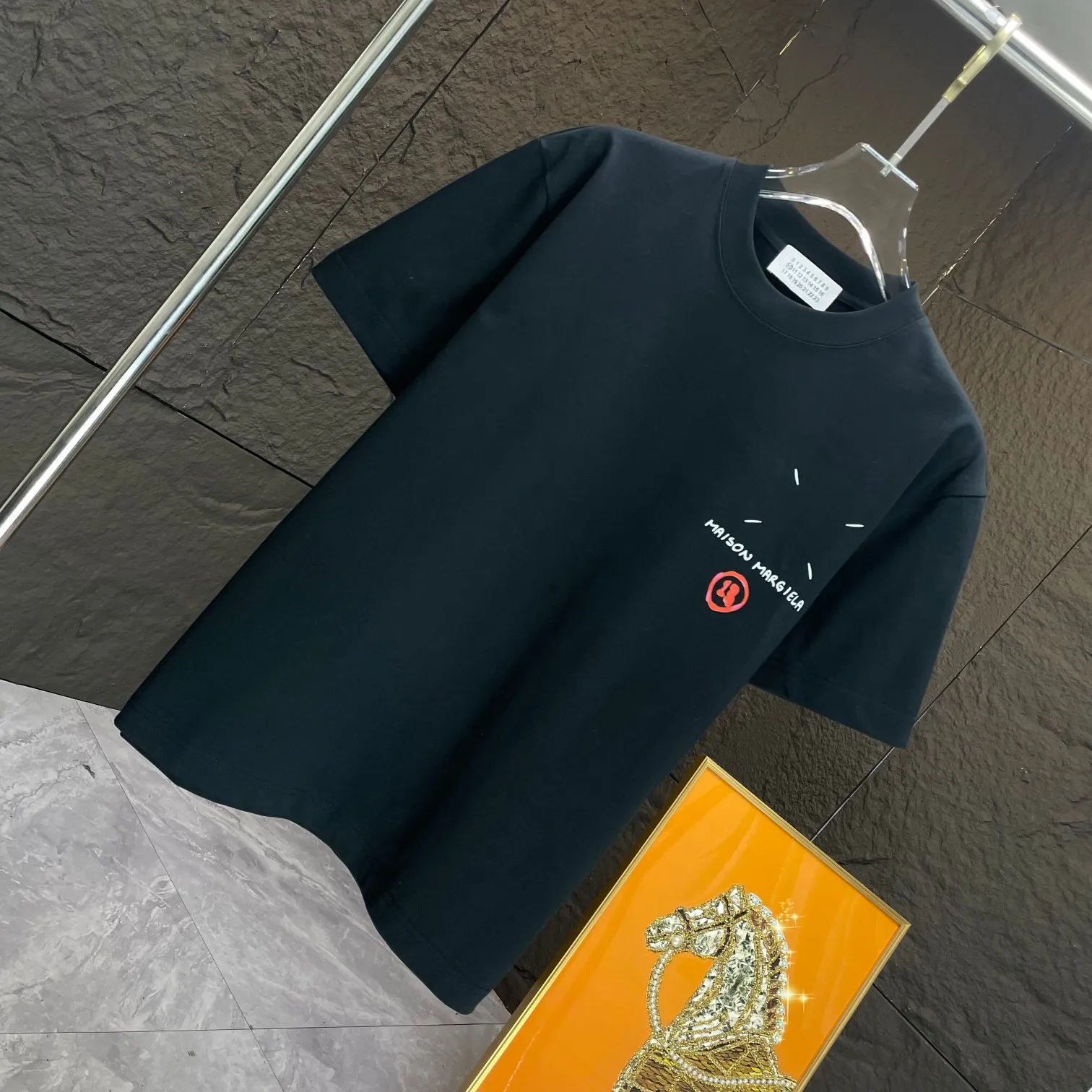 MM 6* * 2025 New Arrival T ：Black White Sizes：S M L XL XXL